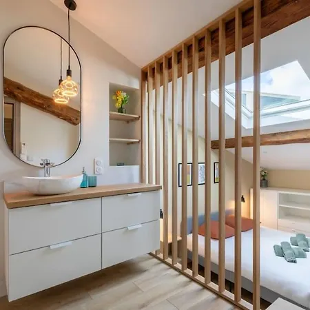 Сasa de vacaciones Brp Center, Sixteen-bedroom Luxury House